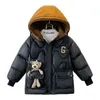 Daunenmantel Jungen Jacke Oberbekleidung Tasche Verdickte Baumwolle Bär Feste Kapuze 2023 Winter Warme Baby Kinder 412y 230928