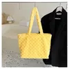 Plush Shoulder Bag with Large Capacity Fashionable Casual Cute Portable Tote Bag Korean Version Ins Commuting Plush Girl 230915