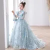 Gökyüzü Mavi Küçük Kızlar Pageant Elbiseleri Boncuklu 3D Floral Toddler Dantel Aplikler Süpürme Tren Balosu Çiçek Kız Elbise Doğum Günü Partisi Noel Tül Gowns 403