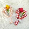 Flores decorativas Flor de tulipán artificial Acabado Mini ramo Lindo con envoltura de regalo de boda para el día de los maestros invitados