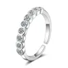 Pierścienie klastra moissanite Wedding Proase Sterling Silver VVS1 Diamond Half Etenity Pierścień dla kobiet 0,5ct 0,7ct 1ct