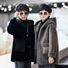 Count çocuklar gerçek doğal vizon kürk palto erkekler için gündelik stil çocuklar kalın kapşonlu uzun paltolar sıcak giysiler 230928