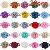 Vêtements de chien 30pcs Style de fleur de soie Cravate pour animaux de compagnie pour petites grandes cravates Fournitures de toilettage Accessoires