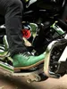 Bot kaynaklı vintage orijinal deri ayak bileği motosiklet en kaliteli kanatlar yuvarlak ayak parmağı erkekler rahat elbise iş kırmızı yeşil 230928