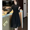 Abiti casual Elegante abito francese in rete nera Abito da donna retrò scava fuori manica lunga Una linea Mini chiffon solido anche vestito estivo Vestido