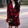 Mélanges de laine pour femmes 2023 Mode à manches longues en peluche vêtements d'extérieur Vintage Plaid simple boutonnage manteau droit dames col rabattu poche veste ample 230928