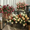 Dekoratif çiçekler beş başlı yanmış kenar gülleri retro imitasyon ev yumuşak mobilyalar düğün sahte kuru