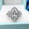 Cluster Rings S925 Sterling Silver smycken kronring häst ögon diamant anpassad bröllopsdam