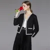 Women's Wool Blends Bonnie thea Autumn High Quality French Black Tweed Jacket Coat Women Small Fragrance Elegant Short Outerwear 230928