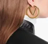 Boucles d'oreilles de luxe lettre V Ljia Mode boucles d'oreilles en or dame femmes boucle d'oreille de fête en gros amoureux de mariage cadeau de fiançailles bijoux pour la mariée