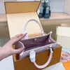 Roze dameshandtassen Designer the Tote Bags Echt lederen boodschappentassen Embossing Tote Handtassen Hoge kwaliteit schoudertassen Crossbodytassen Clutch Bags Portemonnee Portemonnee