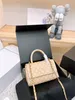 5a Top Luxury Design da donna Moda classica Royal Caviar Materiale Borsa a tracolla portatile Fibbia hardware originale Borsa a tracolla versatile retrò di alta qualità