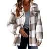 여자 양모 블렌드 2023 가을과 겨울 패션 느슨한 캐주얼 포켓 무모 용 양고기 양고기 재킷 버튼 플러시 편안한 다목적 코트 230928