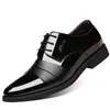 Herren -Kleiderschuhe Herrenmodedesigner Große Business Lederschuhe Klassische Low Top Hochzeitspunkte Lederschuhe