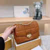 Mic Chian Diseñador Bolsas de cámara Mujeres Lujos Crossbody Hombro Monedero Cuero Gran Capacidad Bolso Messenger 230915