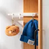Ganchos push-pull rack de armazenamento suporte de toalha cachecol prateleira de parede doméstica