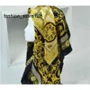 Guter berühmter Stil-Schal von und Herren, einfarbig, goldfarben, schwarz, Halsdruck, weich, modisch, Damen-Seidenschal, quadratisch