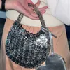 Сумки-тоут, маленькая нишевая конструкция, вогнутая форма, сумка из блестящего металлического листа, женская новая сумка с цепочкой для тяжелой промышленности, портативная сумка на полмесяца для вечеринки