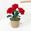 Flores decorativas modernas e criativas, simulação de rosa vermelha, vaso de plantas, tecido à mão, acabamento para decoração de quarto de casa, presentes