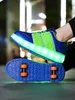 Scarpe da skate a rotelle lampeggianti a LED ricaricabili a quattro ruote solide da ragazzo con 12 modalità regolabili