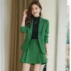 Abito a due pezzi 2023 Autunno Inverno Kaki Verde Plaid Elegante ufficio Abbigliamento da lavoro Mini gonna adatta OL 2 Set Blazer femminile per le donne Set