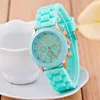 Montres-bracelets femmes montres mode luxe montre pour femme bracelet en silicone souple Quartz poignet blanc horloge pour femme Relogio Feminino