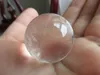 Dekorativa objekt Figurer 04821 34mm Natural Clear Quartz Crystal Sphere Ball Heal 230928