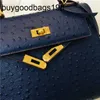 Borsa firmata OstricKe11y Borse fatte a mano Sono solo 30. Gujias Stesso modello in pelle Blu scuro Alla moda Versatile Donna