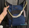 Designer Denim Bag Luxury Tote Black Blue Two-Tone Gold Metal Hardware Chain Stora kapacitet axelhandväska med kullpåsmyntväska SAC 29x31cm