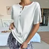 Survêtements pour femmes Gaovot Femme Home Set Couleur Solide Tricoté Coton Top Shorts Casual Wear Col V T-shirt à manches courtes à lacets