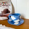 Koppar tefat handmålade blå himmel vita moln kaffemugg med tefat keramisk handgjorda te koppar härlig present oregelbunden