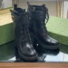 Designer Martin Boots Scarpe da donna Stivaletti in pelle pieno fiore di qualità Stivaletti da combattimento in pelle di vitello con lacci Stivaletti con plateau con tacco alto 9 cm 35-42