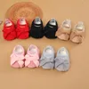 Första vandrare födda baby unisex korall fleece bootie vinter varm spädbarn småbarn spjälskor klassisk golv bowknot