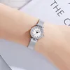 Armbanduhren Einzigartige Mode Frauen Uhren Rose Gold Geschnitzte Uhr Fall Luxus Casual Business Kleid Für Dame Wasserdichte Geschenk Uhr