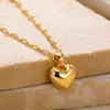 Pendentif Colliers en acier inoxydable Love Heart Collier pour femmes Trendy Lip Chain Simple Bijoux 230928