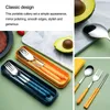 Set di stoviglie Kit di bacchette forchetta cucchiaio in acciaio inossidabile da 3 pezzi con scatola di immagazzinaggio Accessori da cucina riutilizzabili portatili per pranzo all'aperto