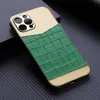 Luxe metaal roestvrijstalen krokodiltextuurkoffers voor iPhone 14 13 12 11 Pro Max Soft Pating Frame Camera Beschermende hoes