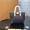 Tout nouveau mini sac de boulette pour dames, messager à bandoulière en cuir de mode, petit sac carré, sac de rangement sauvage, sac de changement multifonction 268f