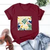 القمصان النمط الاستوائي للرجال الصيفي ملابس رجالي الملابس هاواي كرتون Tshirts الشاطئ العطلات Tees Tead