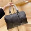 21SS Duffel Bags Travel Bag Women Sumbaged из материала из кожи два цвета Высокое количество ZZL2104301294Q