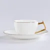 أدوات المائدة مجموعات Gold Bone China Coffee Cup أدوات مائدة كاملة من اللوحات صفر صحن النفايات هدية