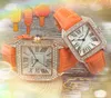 犯罪プレミアムメンズレディース愛好家腕時計クォーツムーブメントタイムクロック本革ベルトダイヤモンドリングシンプルなスクエアローマンダイヤル 3 ピン腕時計デイデイトギフト