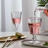 Copos de vinho 2pcs Retro Glass Retro com relevo Champagne Flute Home Juice Copo Driving Bar Party Festa de Goble