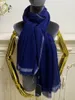 Dames sjaal vouwstijl 100% kasjmier materiaal geborduurde brief flowe long sjaals groot formaat 210 cm - 100 cm