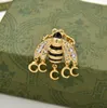 مصمم فاخر Gold Bee Letter Rings Bague for Women Lady Party Wedding Lovers مجوهرات خطوبة مع صندوق