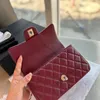 Borse a tracolla di marca CC Borse con patta firmate con manico bordeaux Portafogli classici in vera pelle trapuntata con diamanti Borse Hardware dorato con catena Borsa a tracolla portatile