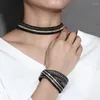 Braccialetto multistrato in lega di gioielli in stile esotico Bracciale in PU fibbia magnetica in pelle strass lucidi Materia cinturino da donna