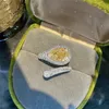 Choucong Marca Joyería de lujo Anillos de boda Plata de ley 925 Gota de agua Topacio amarillo CZ Diamante Piedras preciosas Fiesta Mujeres Compromiso Anillo ajustable abierto Regalo