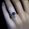 Trouwringen Roségouden kleur geometrische vorm delicate band voor vrouwen blauwe witte zirkoon stenen vinger ring feest trendy sieraden