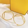 Pendientes de aro de oro plateado para mujer Bijoux Luxe Pendientes de lujo Accesorios de diseñador Fiesta de moda Boda Buen diseño Carta Encanto Joyería de lujo